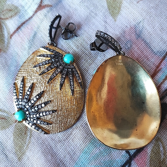 PJM Phoenix Jewelry Manufacturing Brushed Gold Faux Turquoise Pierced Earrings - Picture 7 of 8